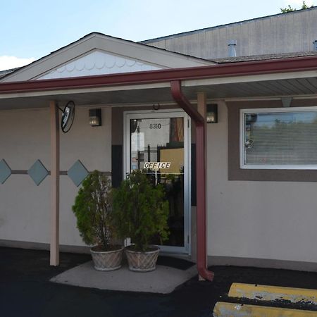 Economy Inn New Orleans Arabi Экстерьер фото